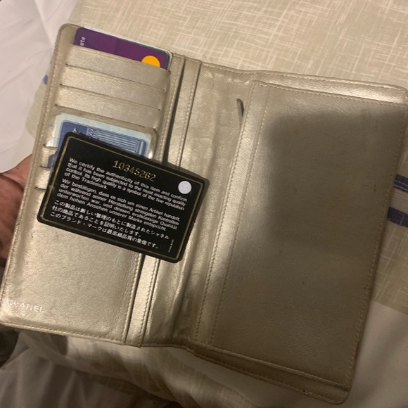 Authentic Chanel wallet - Picture 6 of 9